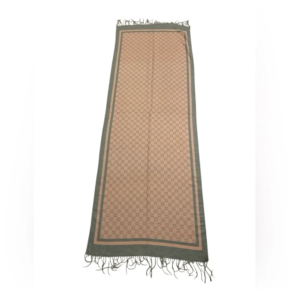 Jacquard Graphite Scarf